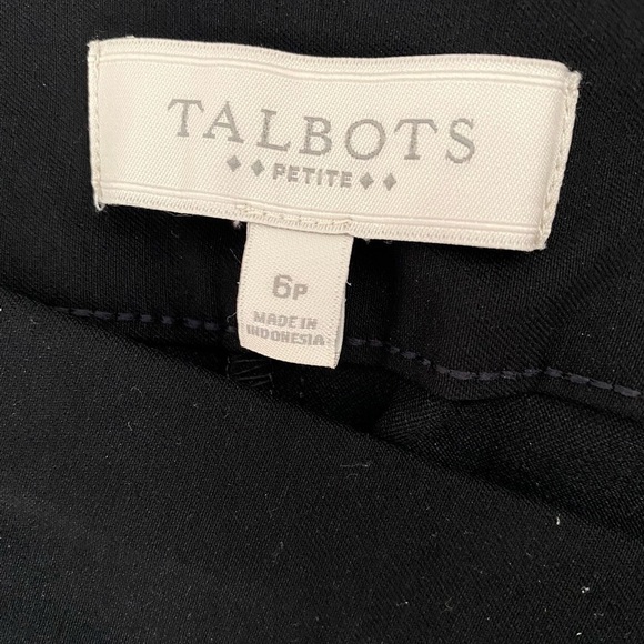 Talbots Black Stretch Twill Elastic Flat Waist Shorts – Size 6P (Petite) - Picture 2 of 7